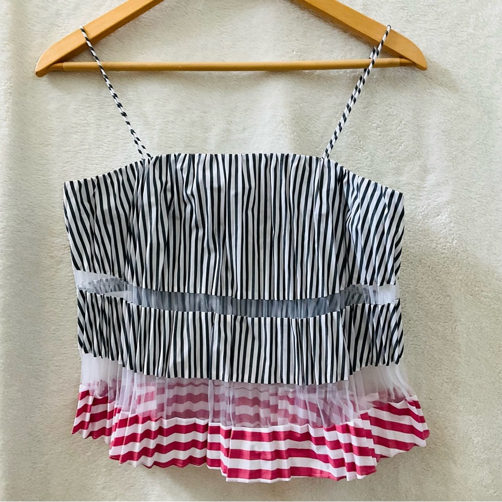 NWT CLUB MONACO Sunburst Tank | Chemise Accordion Fold Blouse Red White Gray
